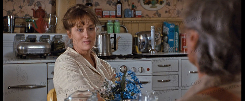 Jadeite dish scene with Meryl Streep and Clint Eastwood in The Bridges of Madison County movie.