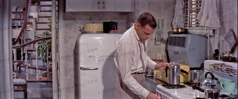 Jadeite dish scene in the movie The Seven Year Itch
